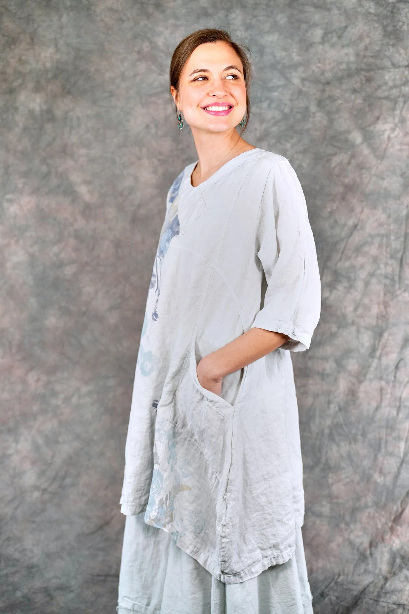 2133 Crossover Urchin Tunic Dew-P
