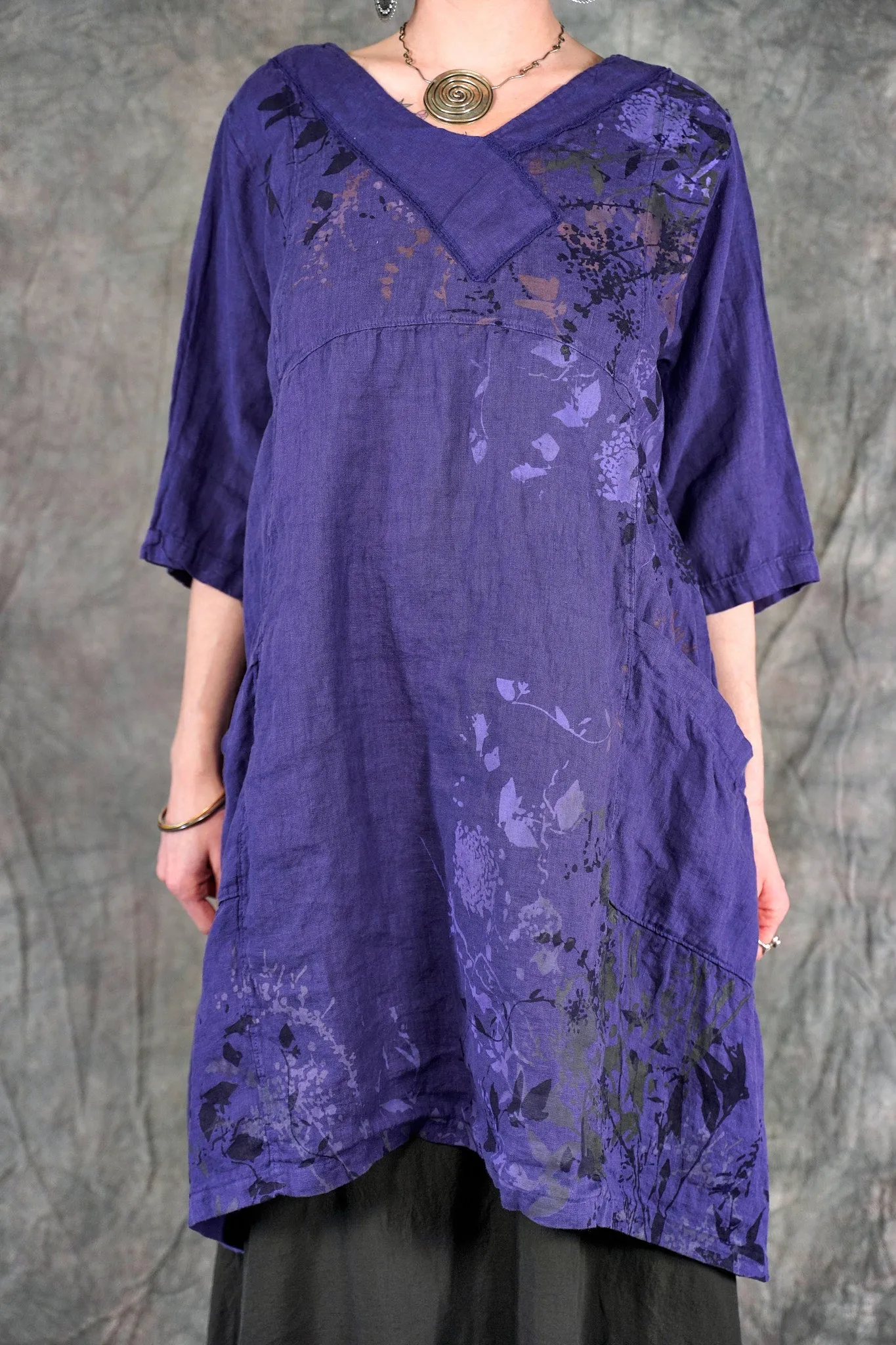 2133 Crossover Urchin Tunic Ultraviolet-P