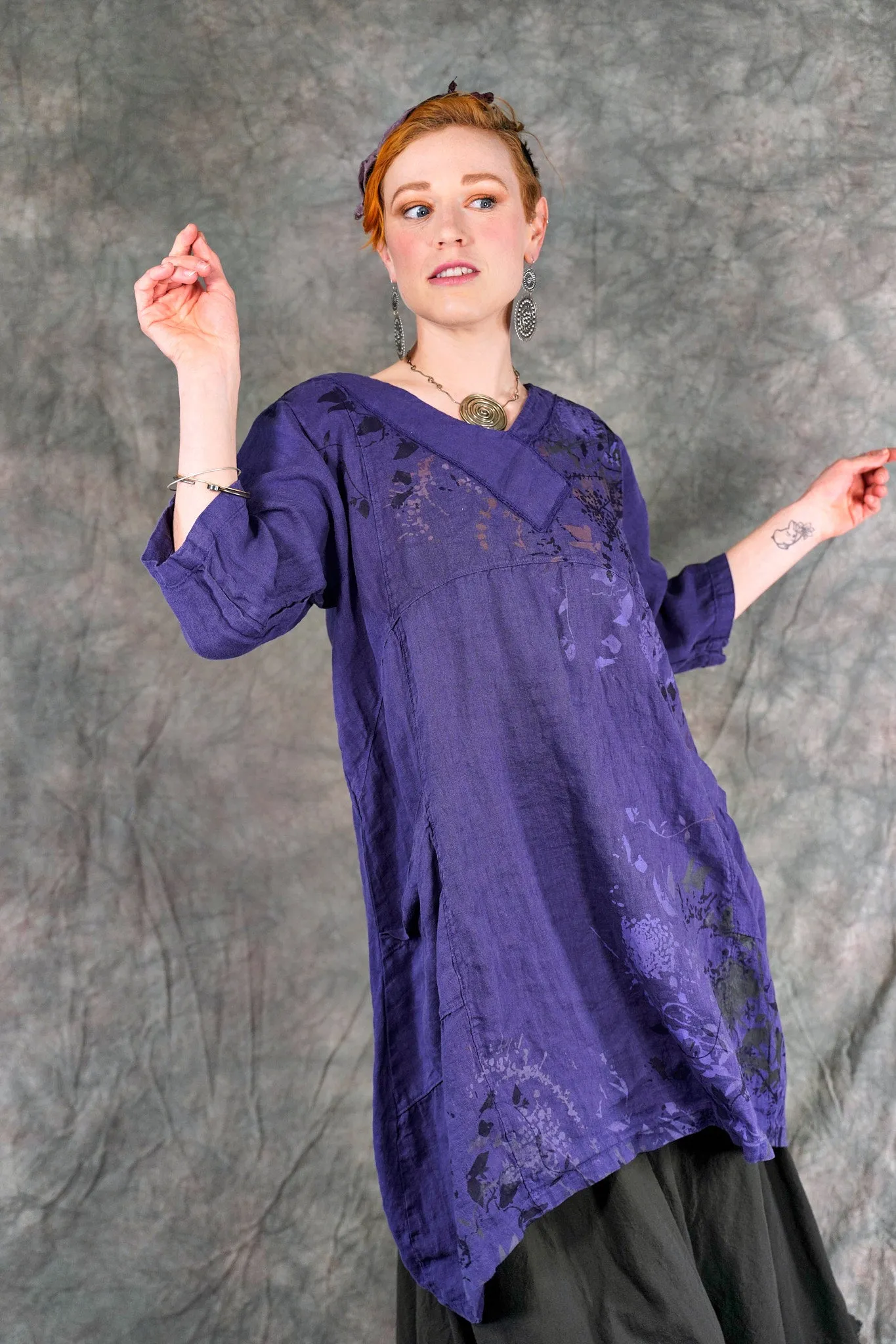 2133 Crossover Urchin Tunic Ultraviolet-P