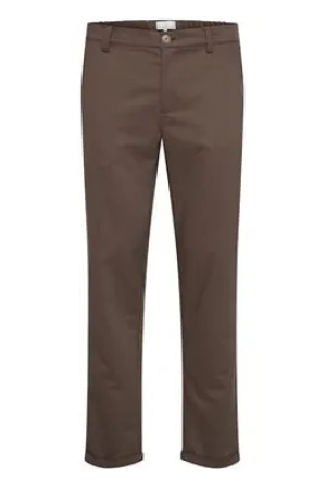 Casual Friday Major Brown Garbadine Straight pants