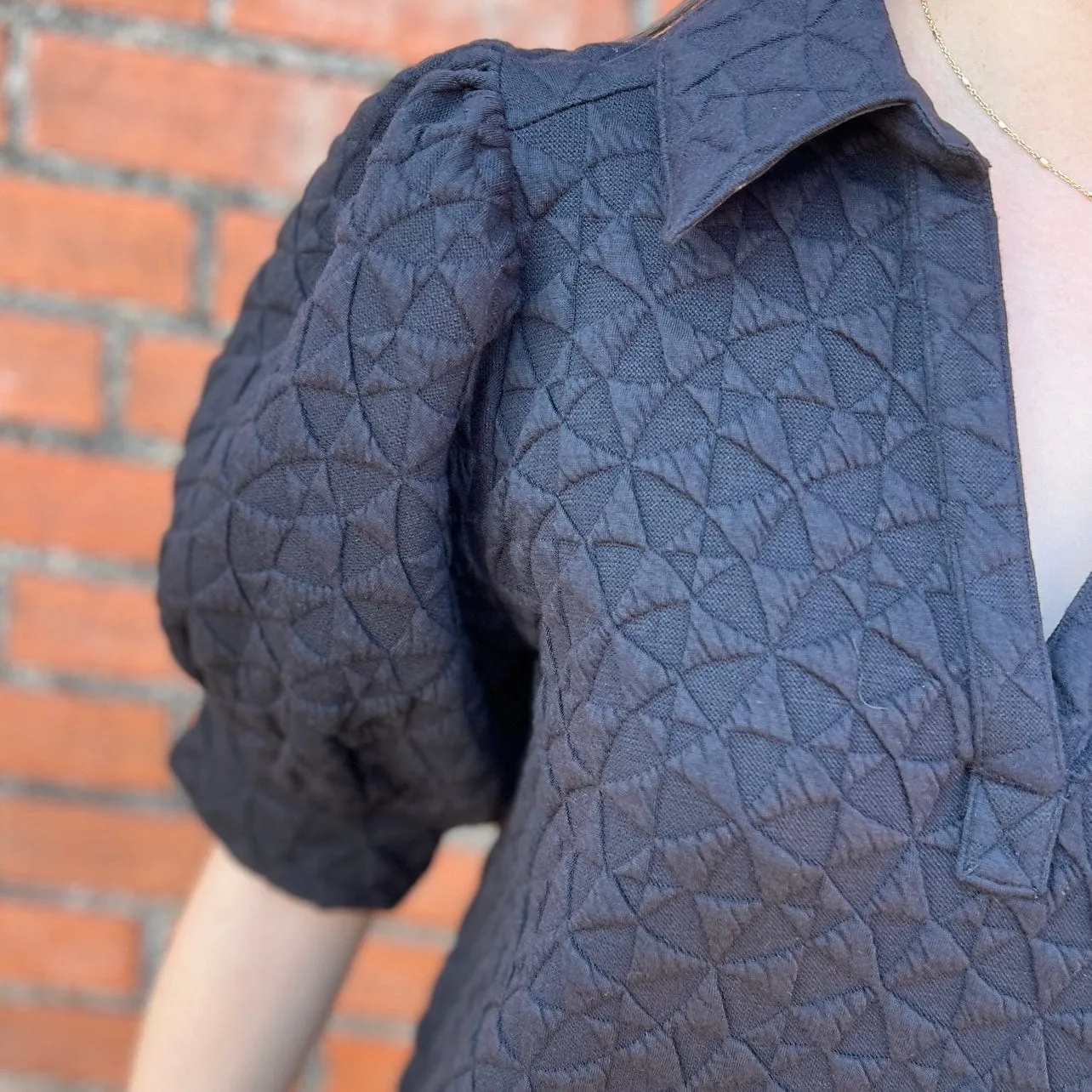 Geometric Jacquard Puff Sleeve Top - Black