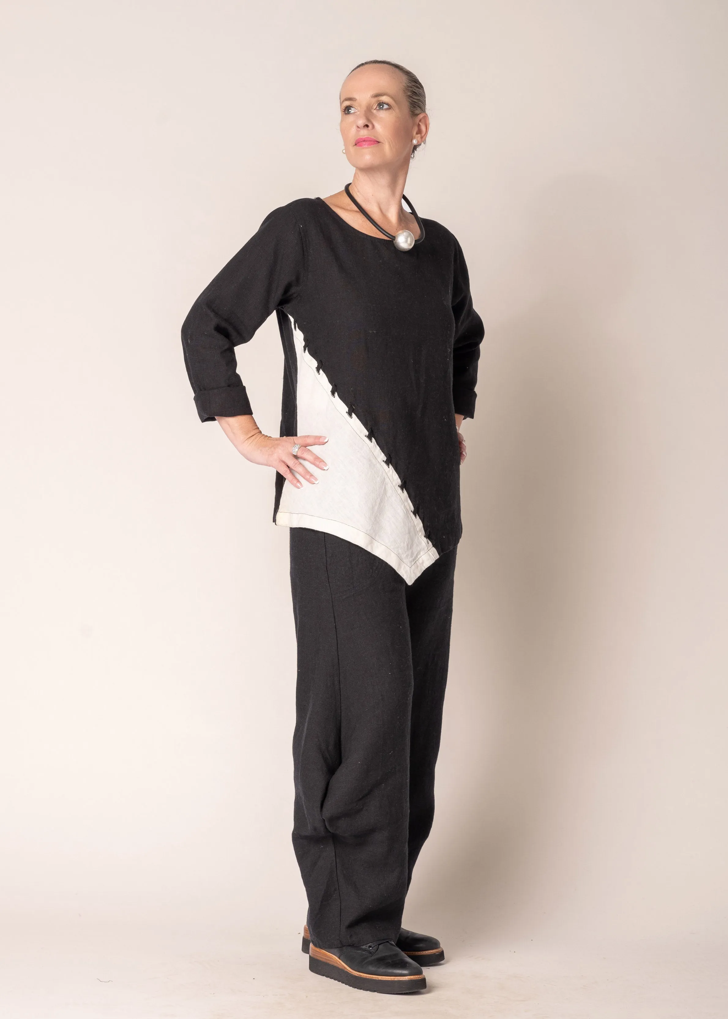 Iliana Top in Onyx