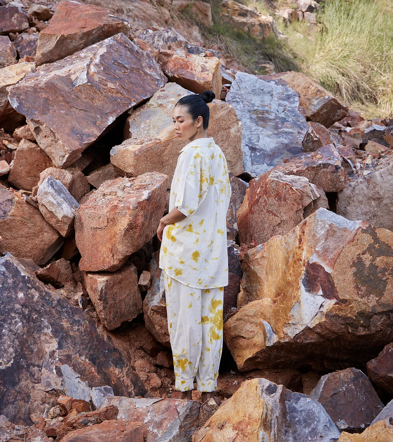 Khara Kapas Our Soul Co-ord Set 100% Cotton  White and Mustard Yellow KW682