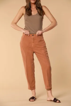 Linda Summer women's chino jogger pants in woven mat fabric relaxed fit