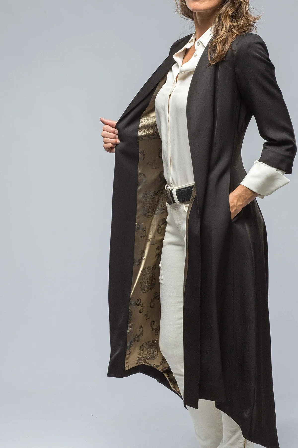 Morgana Long Coat In Black Sharkskin