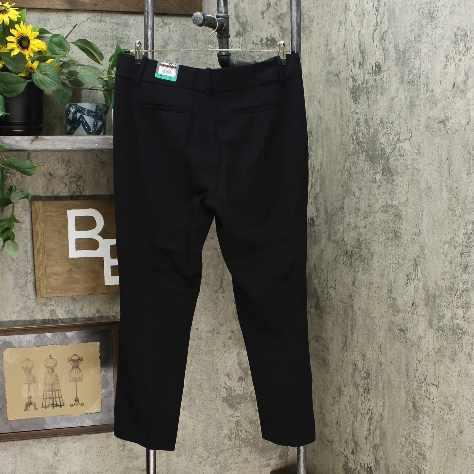 NWT Kirkland Signature Women's Slim Crop Trouser Pants. 7335241 12