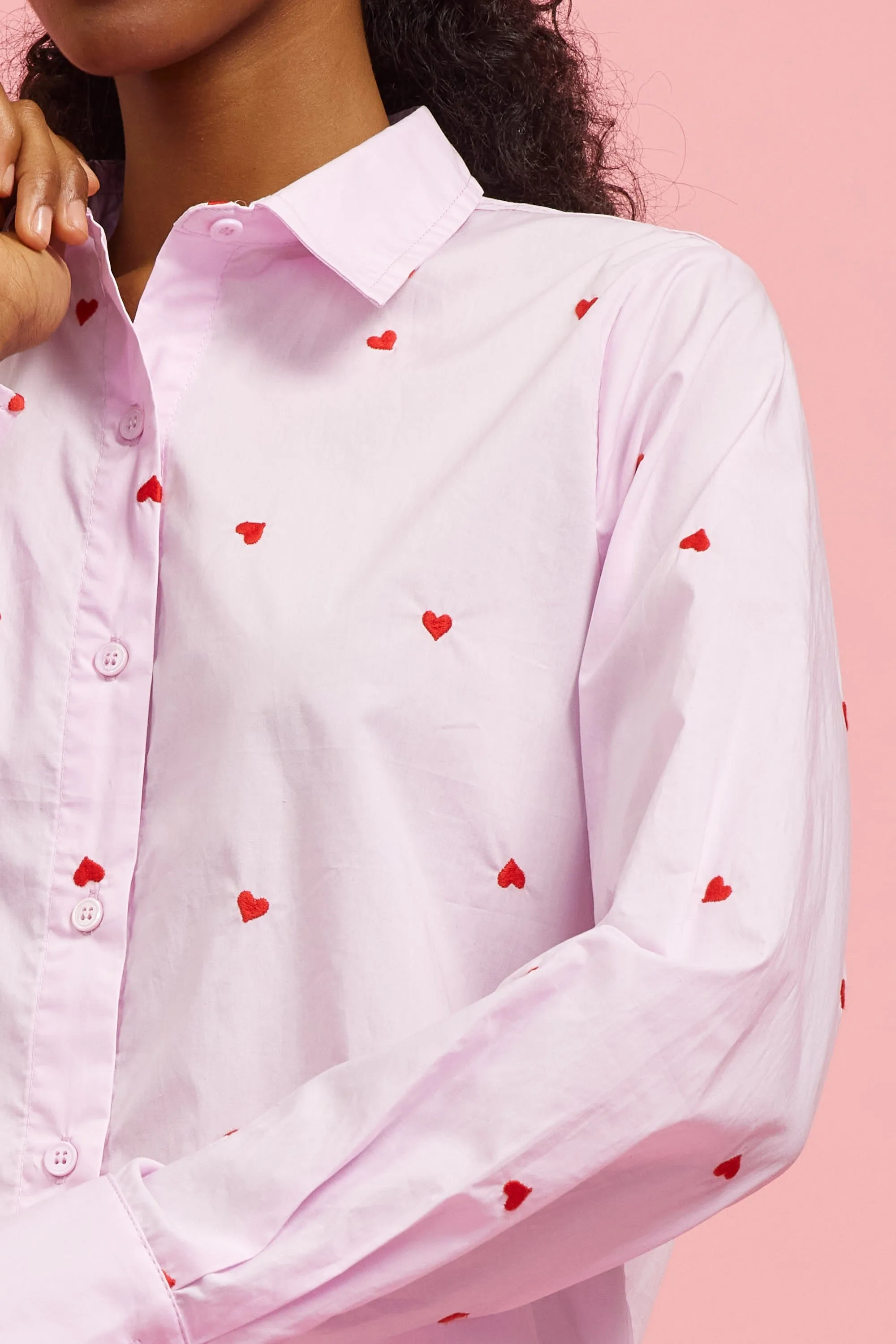 Poplin Heart Embroidery Shirt - Lavender/Red