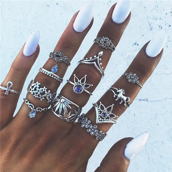 Rings Opal Women Bohemian Vintage Crown Wave Flower Heart Leaf Crystal Joint Party Silver Ring Sets