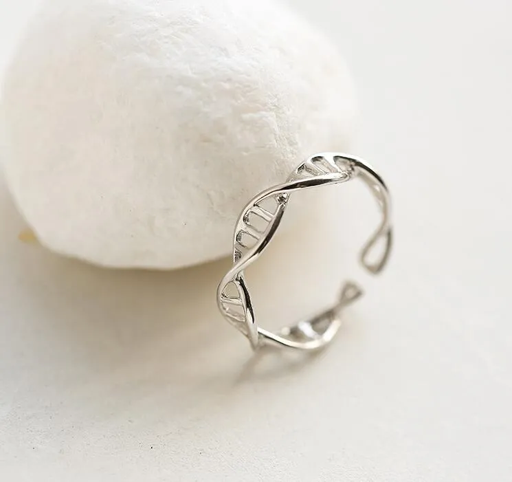 SMJEL New Biology DNA Ring for Women Minimalist Double Helix Anel Ring Men Chemistry Molecule Rings Gifts SYJZ080
