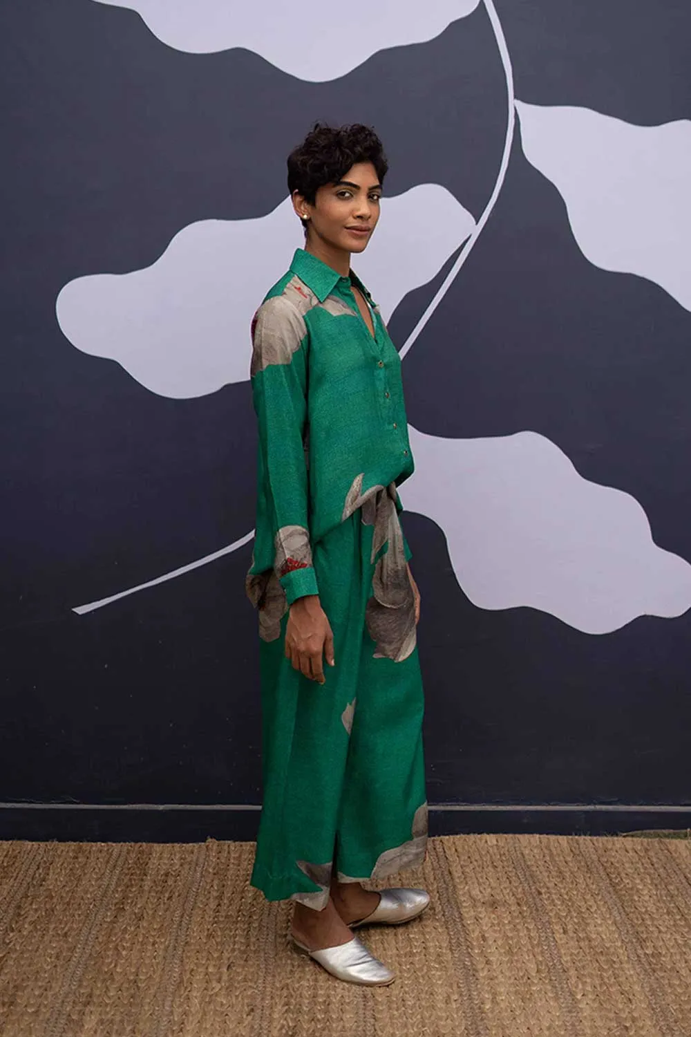 YAM   I  Salamanca WHITE POPPIES CO-ORD 2  (SHIRT & PANTS) SILK GREEN YAMISOM16